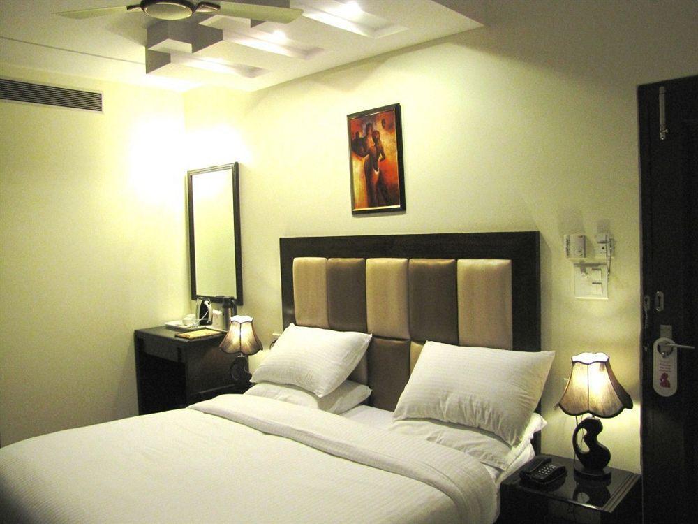 Hotel Prems Paradise Amritsar Exteriör bild