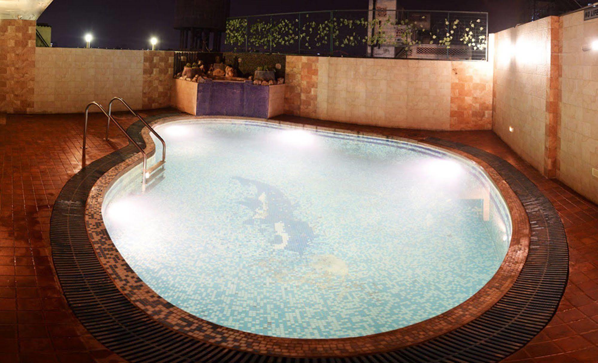 Hotel Prems Paradise Amritsar Exteriör bild